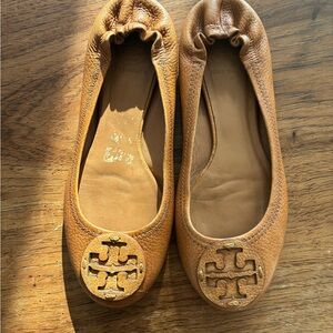 Tory Burch Caramel Tan Leather Logo Ballet Flats 7.5